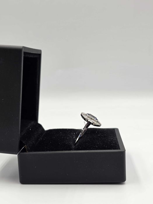 Inel Aur 18K cu Diamante si Safir