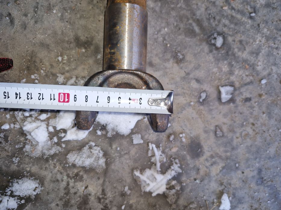 Продам полуось  привода от эксковатора