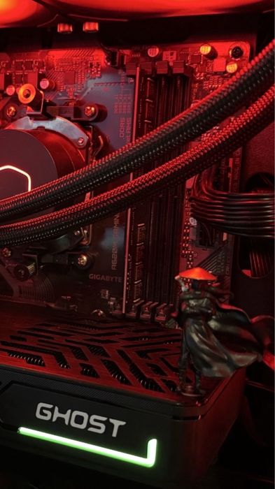 Vand / Schimb Ram 32 gb ddr5 cl 40 pe 2 placute sau cash