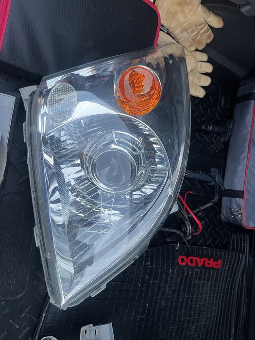 Продам Фара от прадо 120