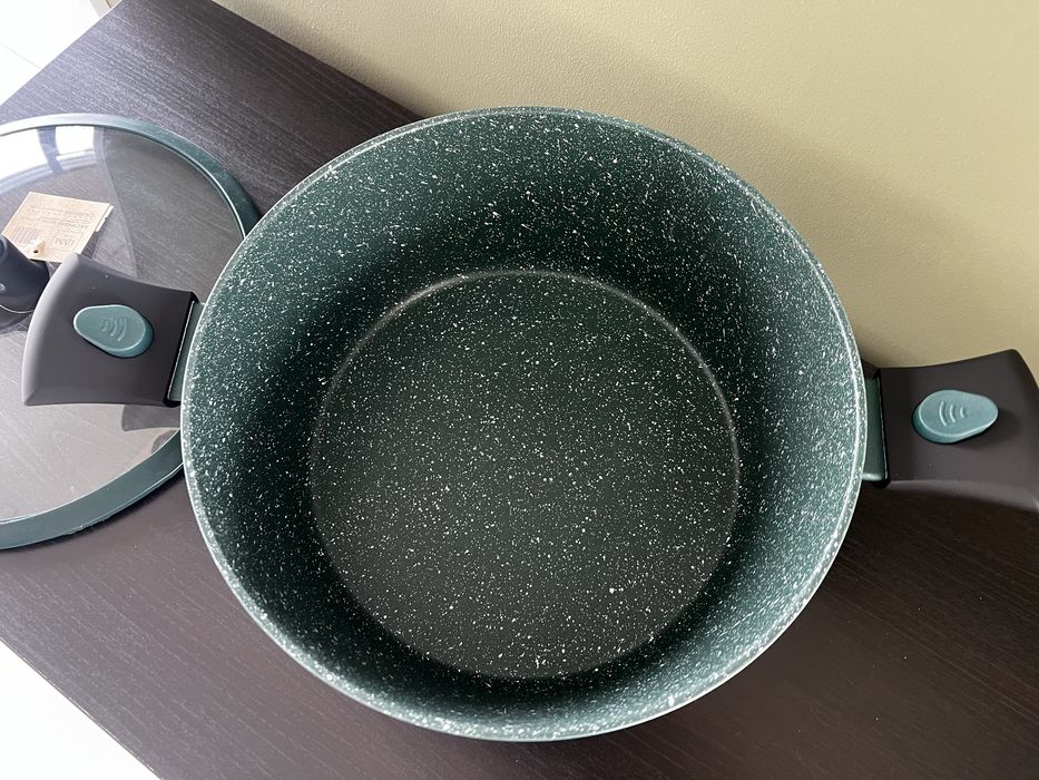 Кастрюли набор, 6.2 л и 3.2 л