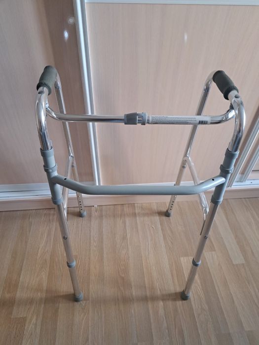 Ходунок для взрослых