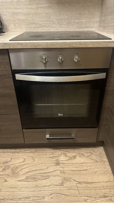 Фурна и котлони за вграждане Тека