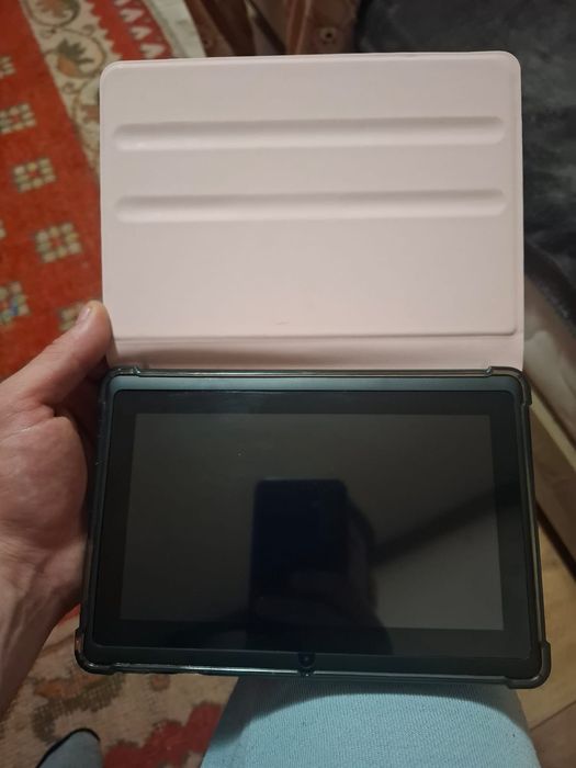 Vând schimb tabletă