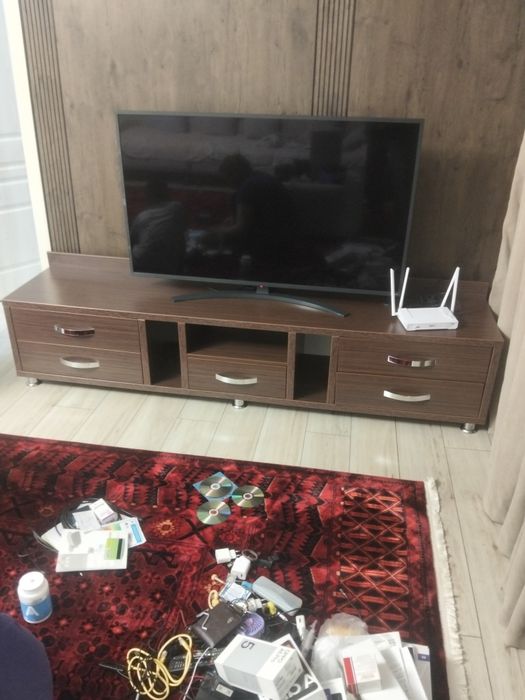 Тумба под телевизор