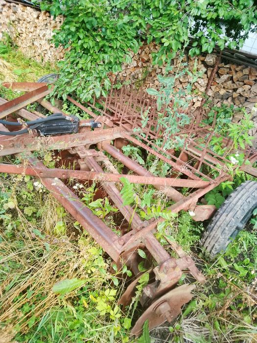 Tractor 650, plug si disc