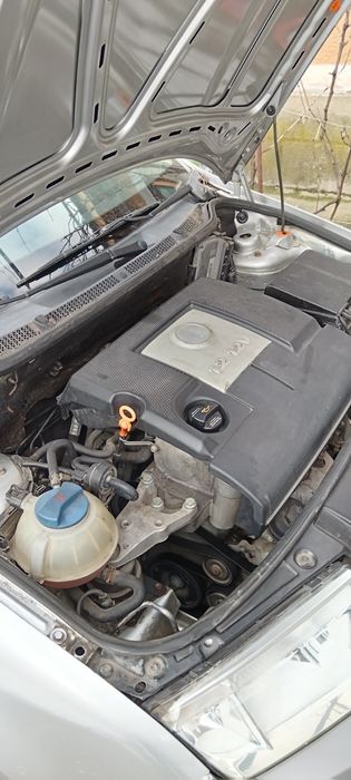 Vând Skoda Fabia motor  1.2  anul 2004