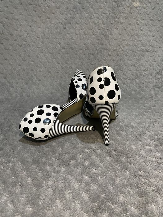 Женские туфли