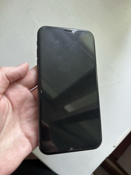 Продам айфон 11 в блоке