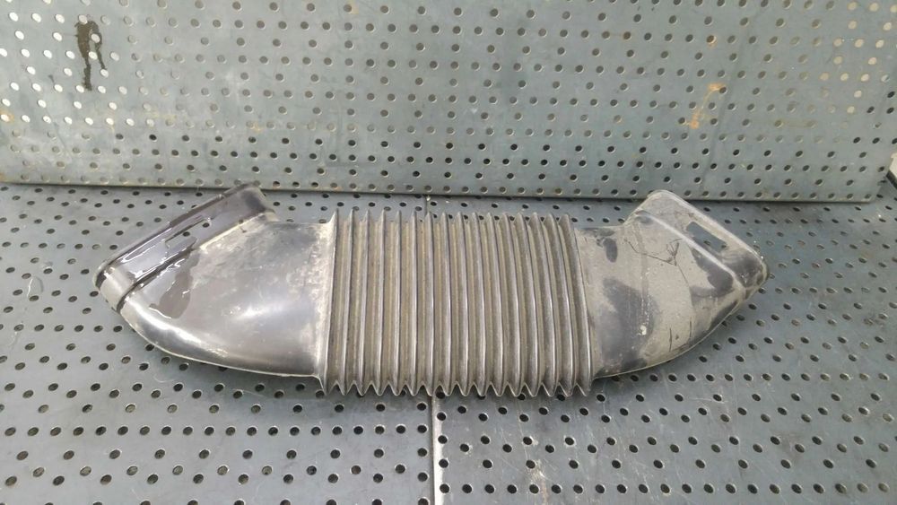 Conducta furtun aer 1.3 b mazda 2 de 0142426490