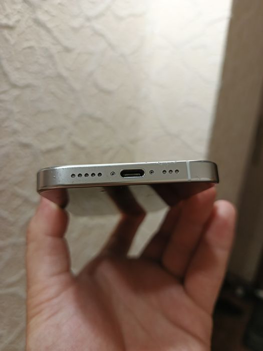 iPhone 16 pro 256g