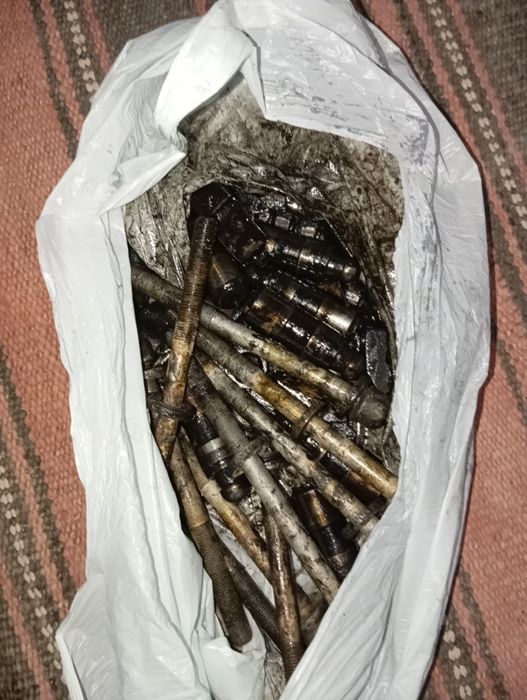 Opel 1.8 raspedval zbori