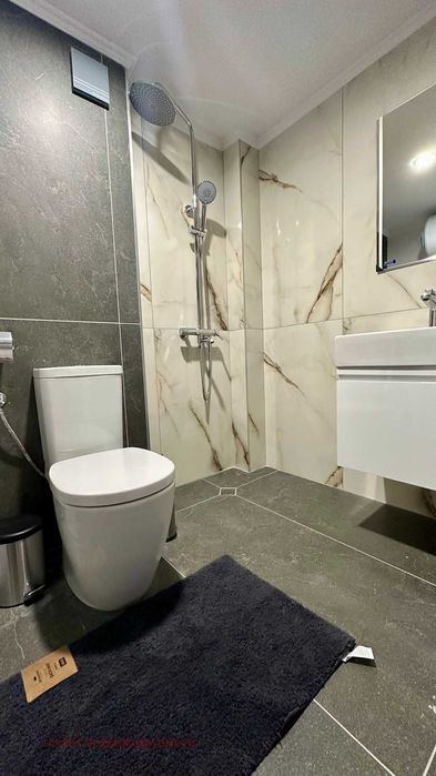 Дава се под наем Тристаен апартамент в Габрово, Център - 101 кв.м за 112200 € - Снимка #9