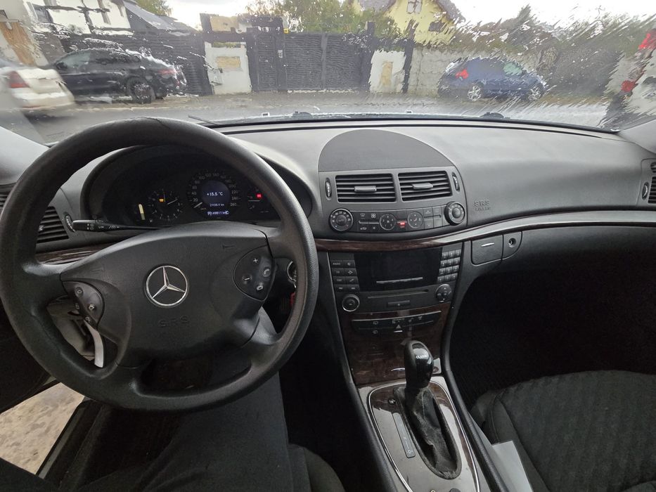 Mercedes w211 dric funerar  4 usi