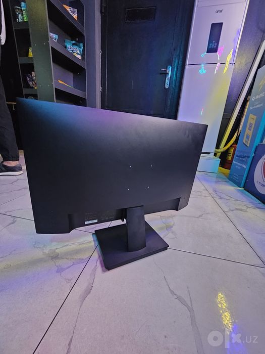 srochno monitor sotiladi 27 75 hz