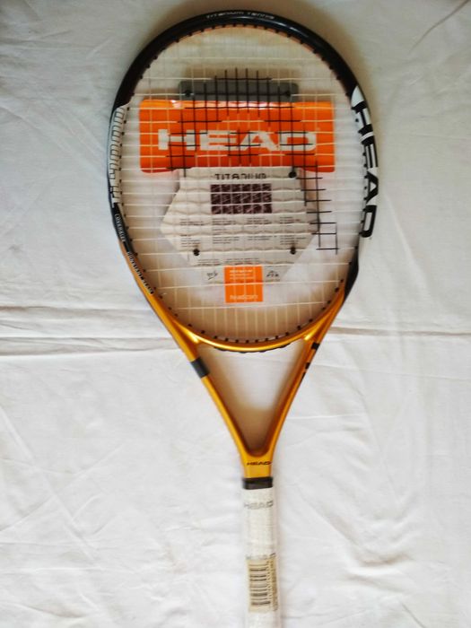 Продавам ракета/тенис HEAD titanium 4000