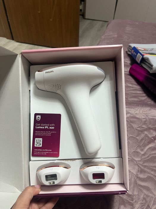 Фотоепилатор Philips Lumea