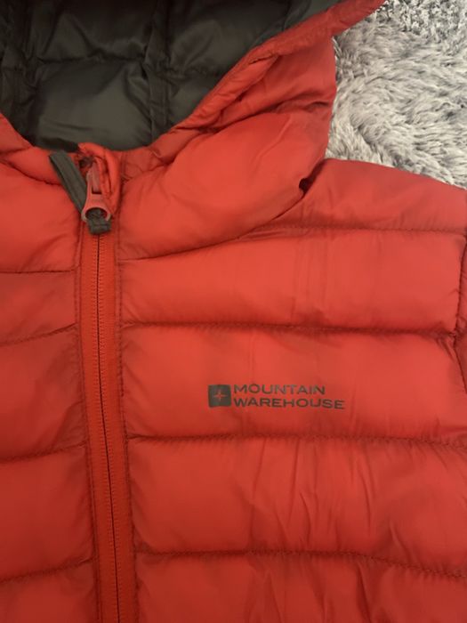 Geaca Mountain Warehouse 8 ani