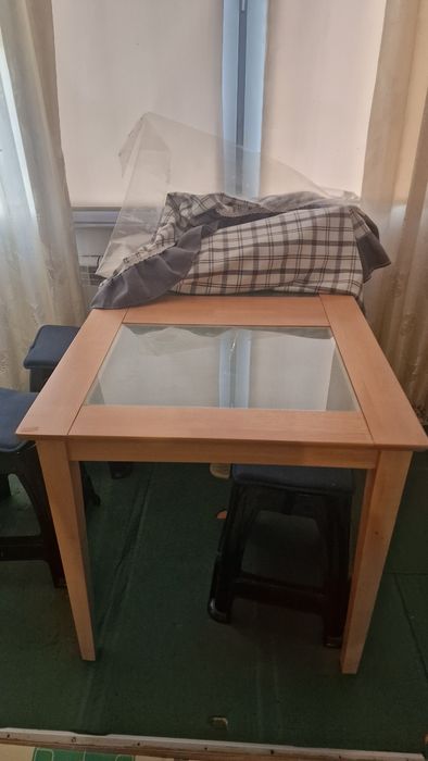 Срочно! Кухонный стол