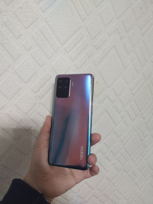 Продам телефон Oppo Reno 5 Lite