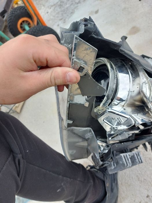 Десен фар BMW X1 2015