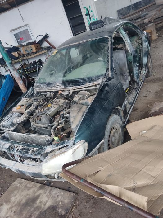 Опель омега универсал