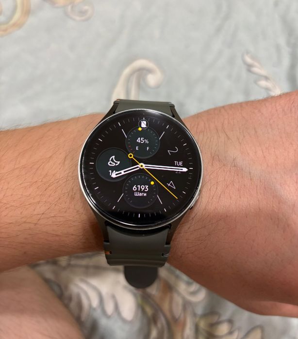 Смарт-часы Samsung Galaxy Watch 7
