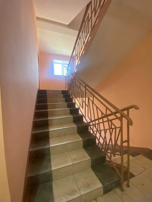 Продам Евро  2х комнатную квартиру