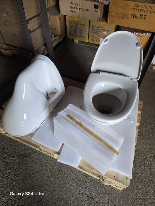 Продам подвесной унитаз