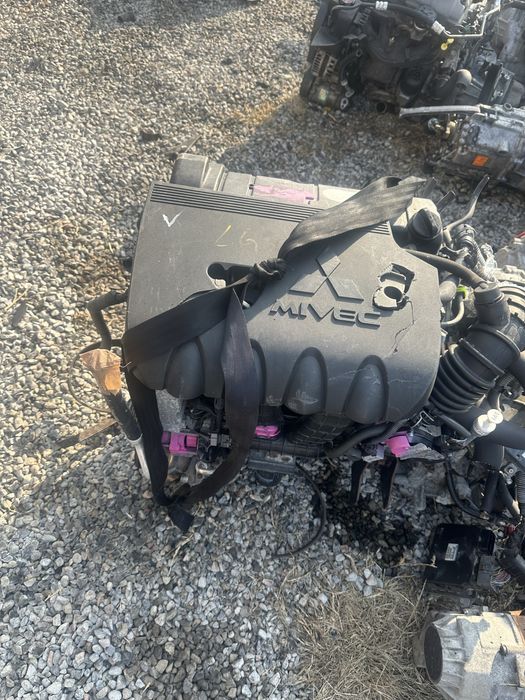 Двигатель  Mitsubishi Galant 4J10