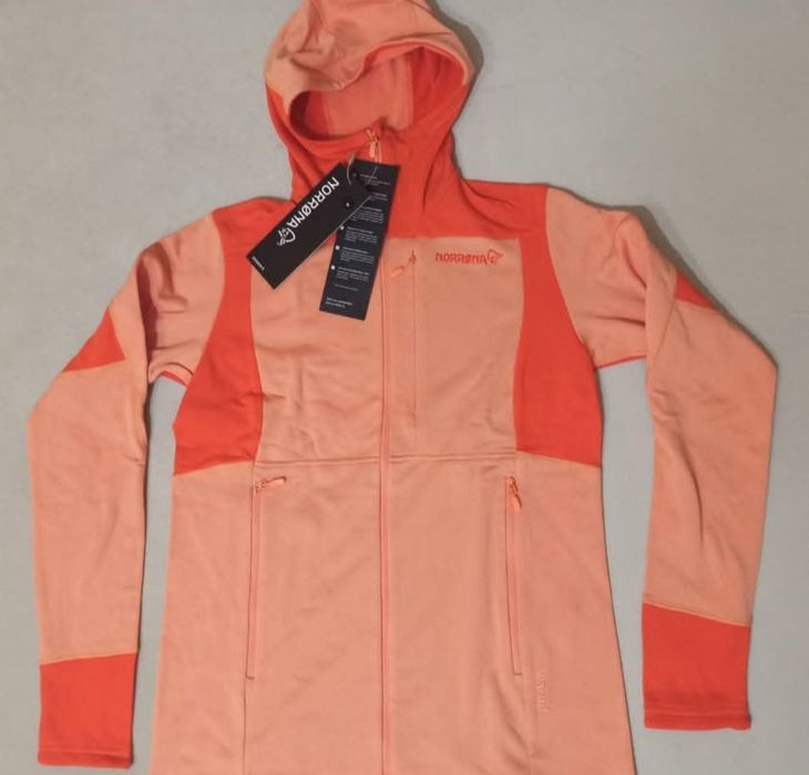 Norrona Ново с етикет! Полар и къси панталони яке