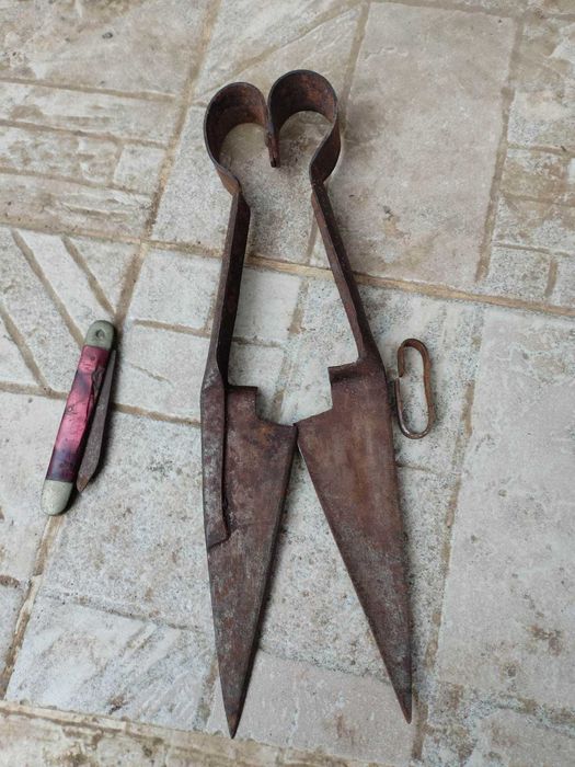 Джобно ножче и ножица