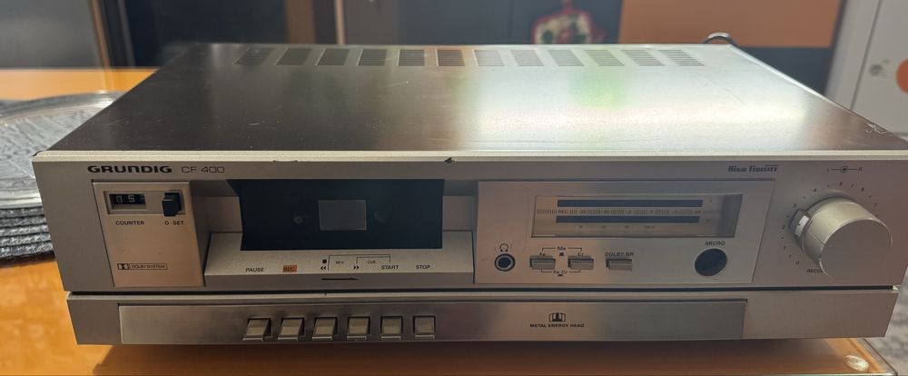 Касетен Дек GRUNDIG CF-400