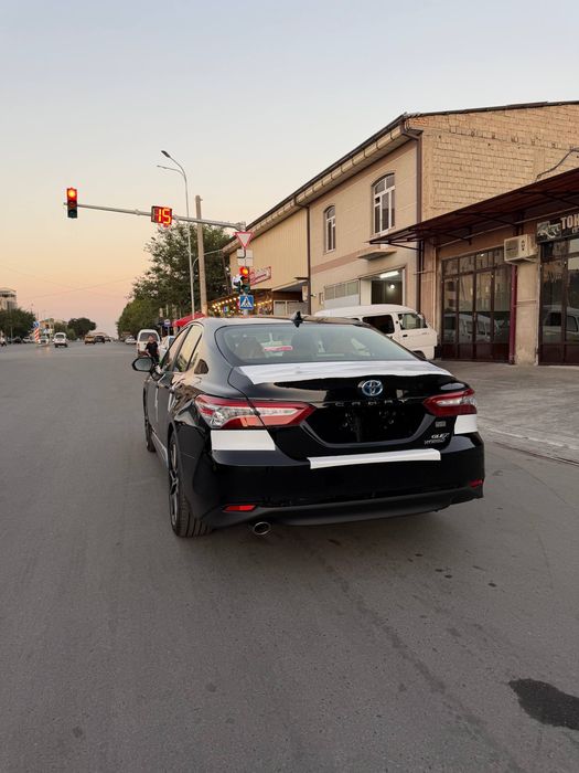 Toyota Camry Gibrid GLE