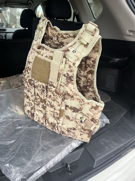 Plate CARRIERS for AIRSOFT /жилетка /антифони /аптечка