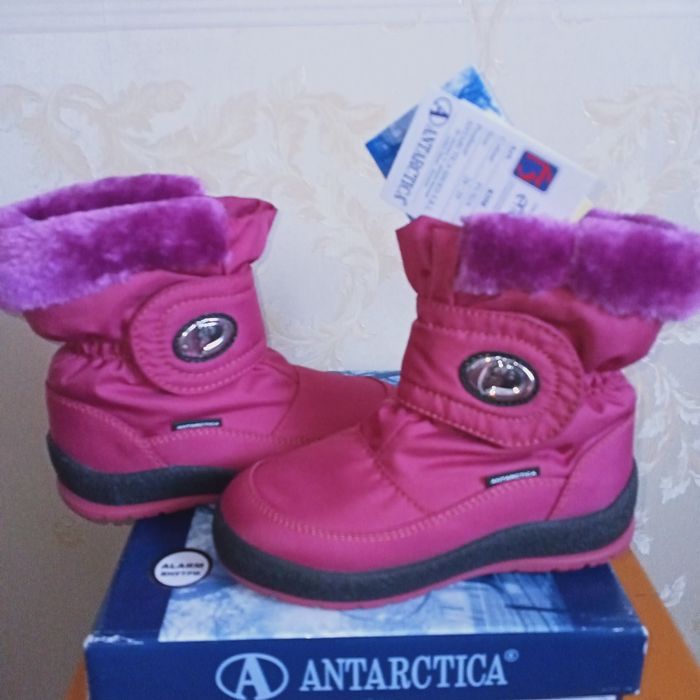 Сапоги для девочек, Румыния.