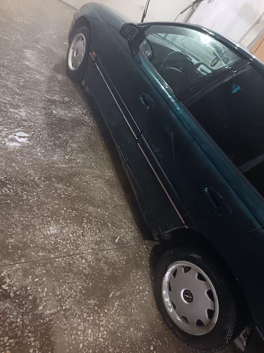 Продам опель омега.