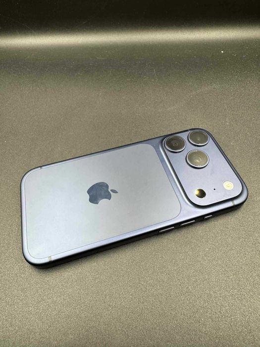 Hope Amanet P5-iPhone 17 Pro ,Blue, 256GB/100%-55 Cic, Impecabil !