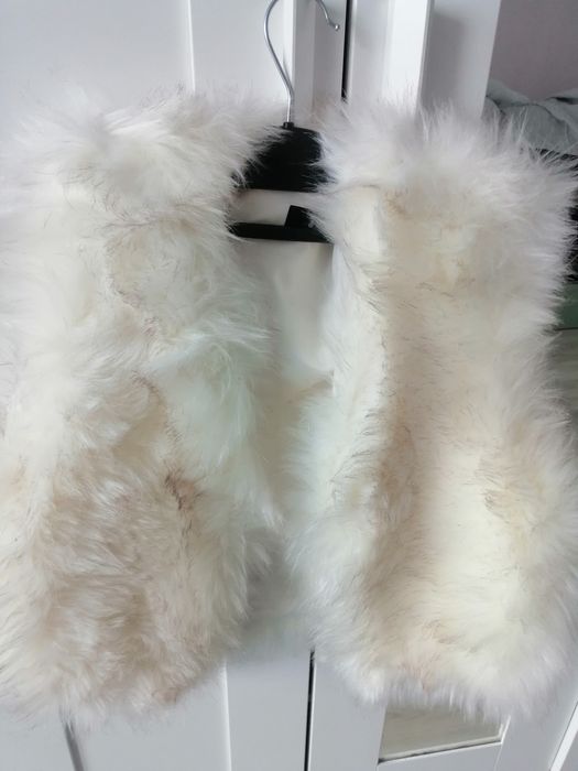 Продавам дамски елек