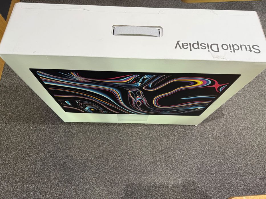 Apple Studio Display  Гаранция