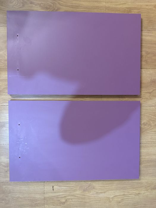 Вратички от горни шкафове на модулна кухня