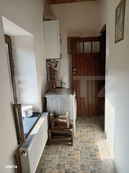 Casa complet renovata, 3 camere, teren 3800 mp – comuna Parau
