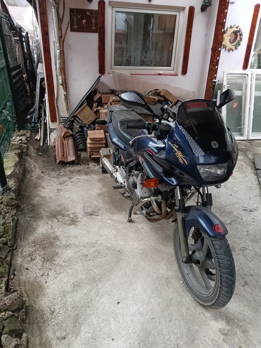 Vind motocicleta Yamaha xj 600 diversion