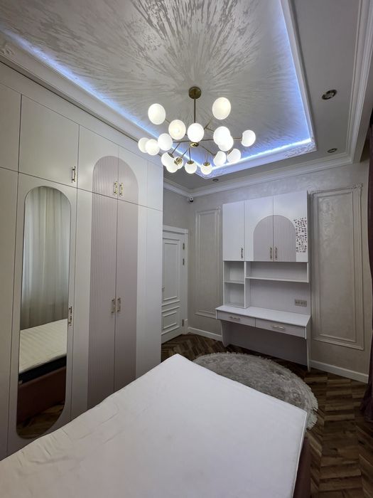 Kvartira sotiladi 3 xonali