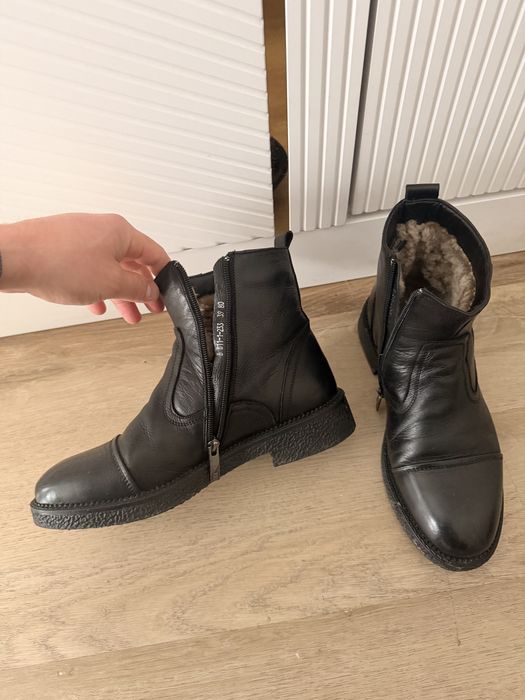 Ботинки зимние, кожанные