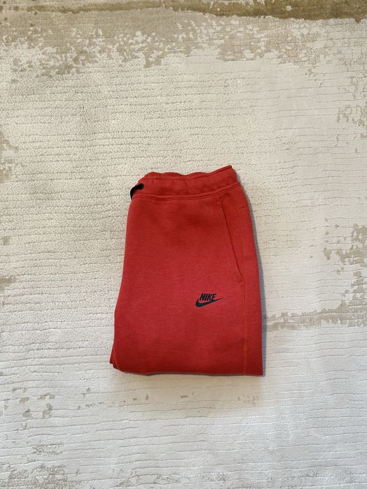 Nike Tech Fleece - M