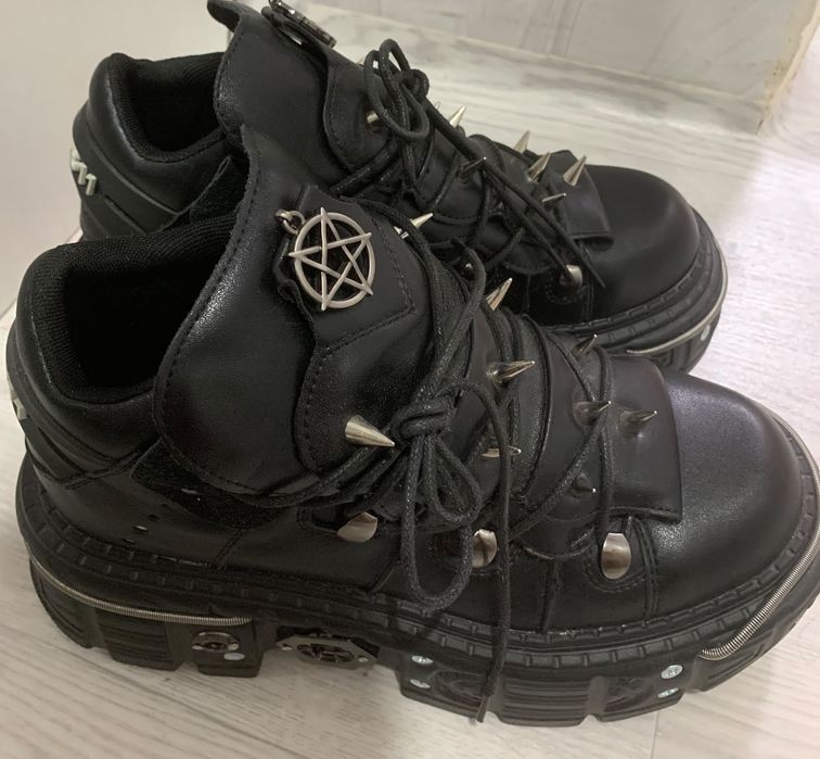 Продам ботинки New Rock