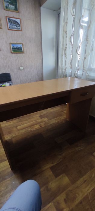 Продам офисную мебель