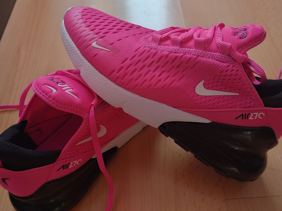 Нови Маратонки nike air Max 270  розови 38н.