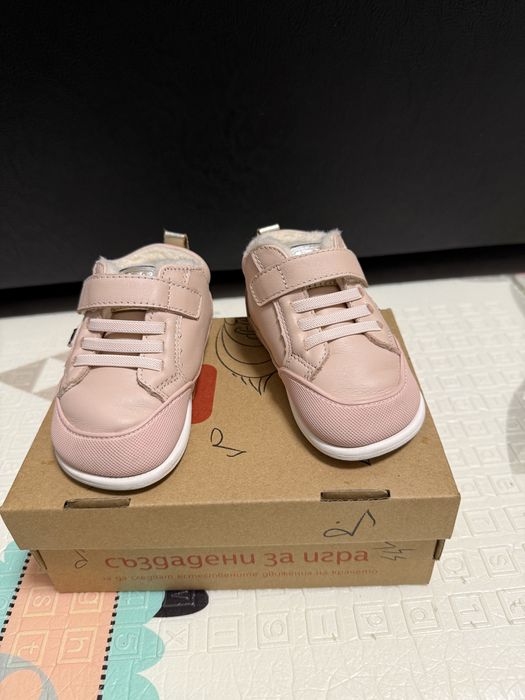 Зимни боси обувки за прохождане на Колев и Колев, размер 22